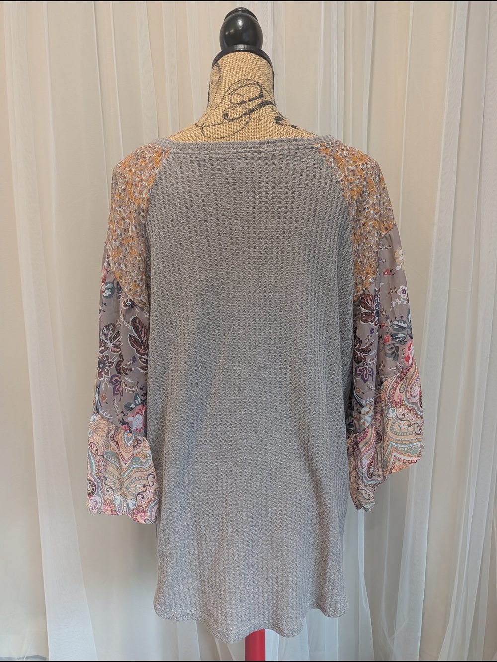 Umgee Gray Waffle Knit Top - Picture 5 of 6